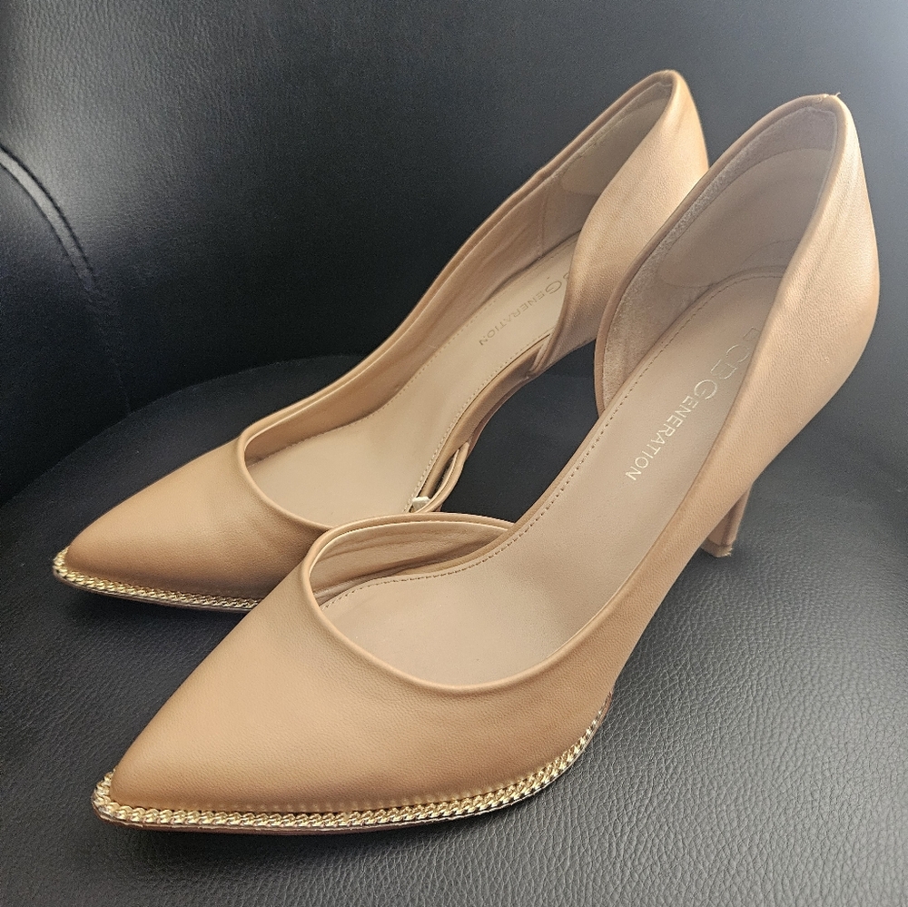 BCBGeneration Harnoy d'orsay Tan Studded Pump Size 6.5